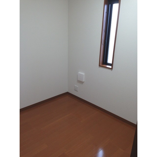 その他部屋・スペース　フローリング仕様の綺麗なお部屋です。