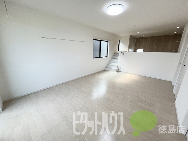ＪＲ高徳線 吉成駅 徒歩46分 築2年