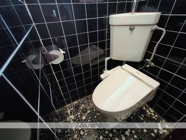 大森一戸建借家のトイレ写真