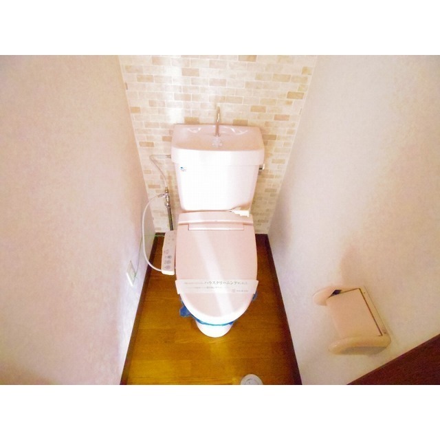 クリアーエクセルのトイレ写真