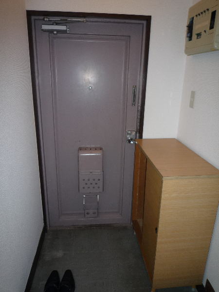 佐久間マンションの玄関写真