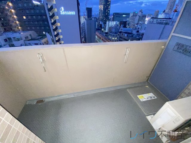 地下鉄堺筋線 恵美須町駅 徒歩1分 15階建 築18年の内装写真