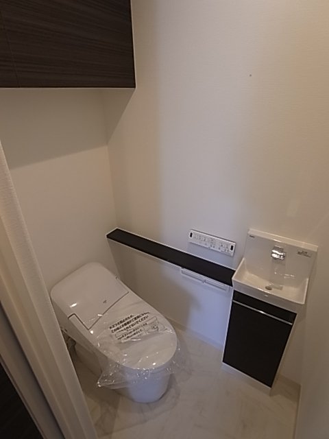 シャーメゾンガーデンズ芦屋翠ヶ丘のトイレ写真