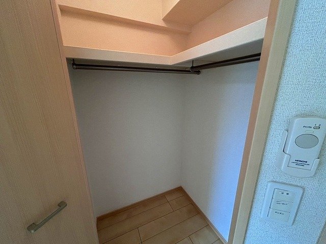 ルイシャトレ鏡の内装写真