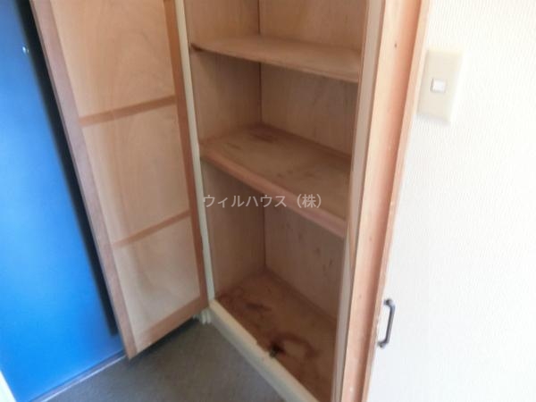 玄関　大きめのシューズＢＯＸ！