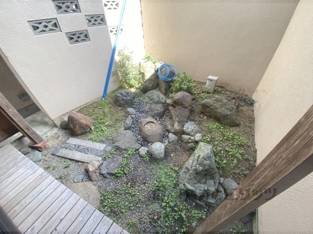 庭　庭