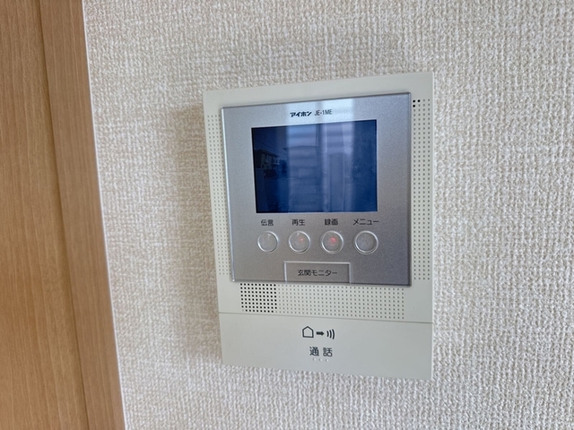 セキュリティ　モニター付きインターホン