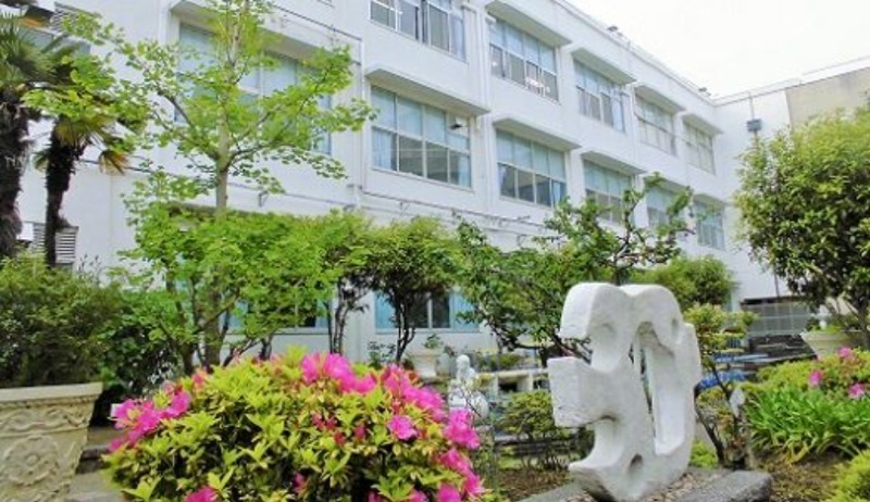 小学校　横浜市立斎藤分小学校（小学校）まで633m