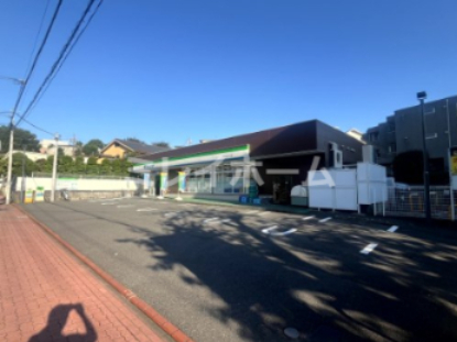 コンビニ　ファミリーマート 大田南馬込五丁目店（コンビニ）まで334m
