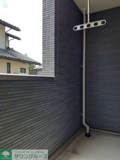 ＪＲ東海道本線 茅ケ崎駅 バス乗車時間：12分 最寄りバス停で下車 徒歩2分 3階建 築8年の内装写真