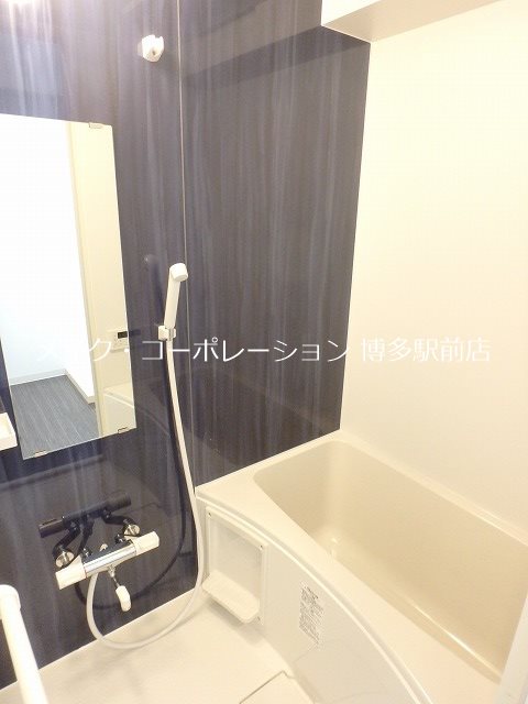 バス・シャワールーム　※写真は棟内別部屋参考写真