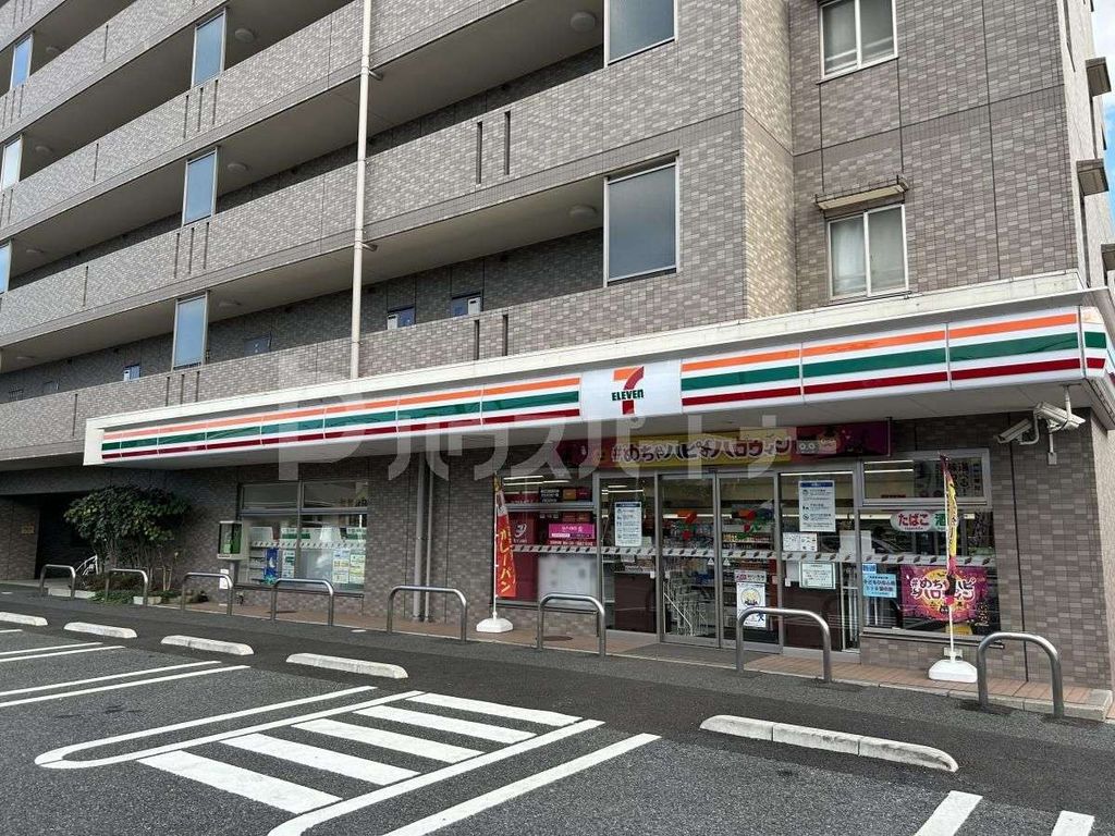 コンビニ　セブンイレブンさいたま上峰店（コンビニ）まで340m