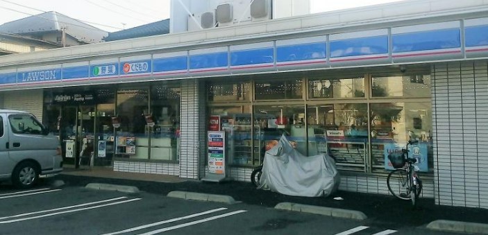 コンビニ　ローソン 鶴見市場店（コンビニ）まで542m