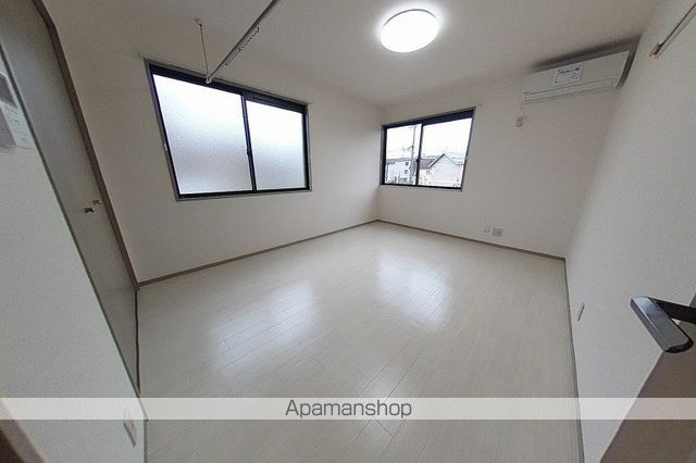 シュトラールの居間写真