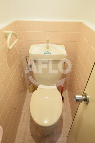 ケイアンドティ心斎橋東のトイレ写真