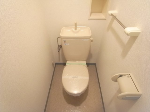 白鷹苦楽園マンションのトイレ写真