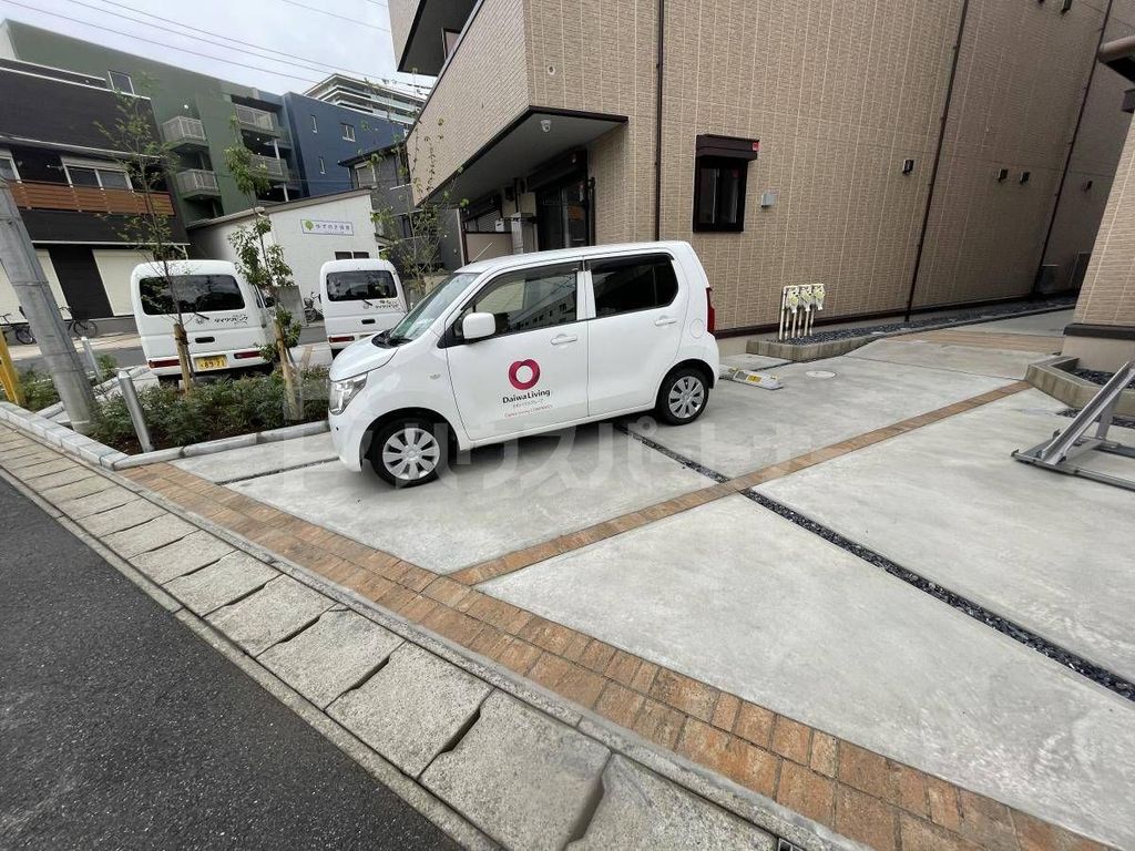 駐車場　駐車場
