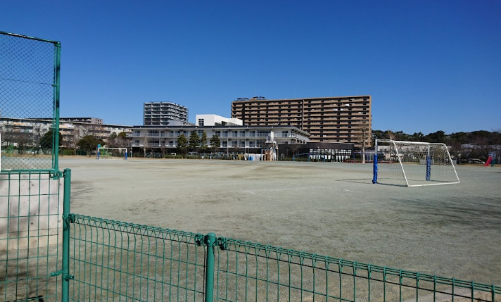 小学校　千葉市立幸町小学校（小学校）まで1114m