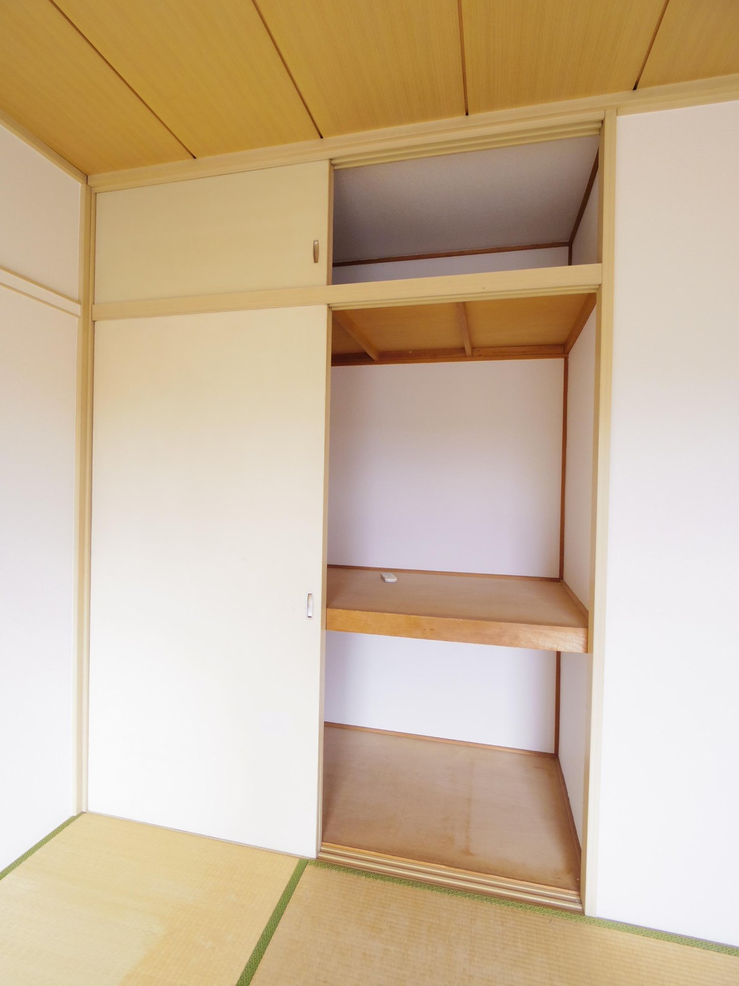 収納　※他号室写真です
