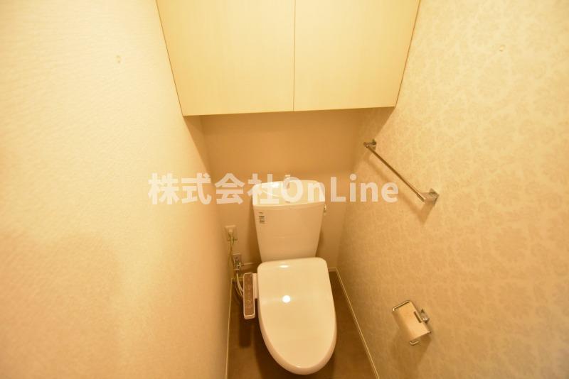 近鉄奈良線 若江岩田駅 徒歩15分 3階建 築5年のトイレ写真