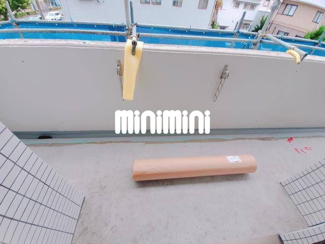 バルコニー　＊完成前の写真です。