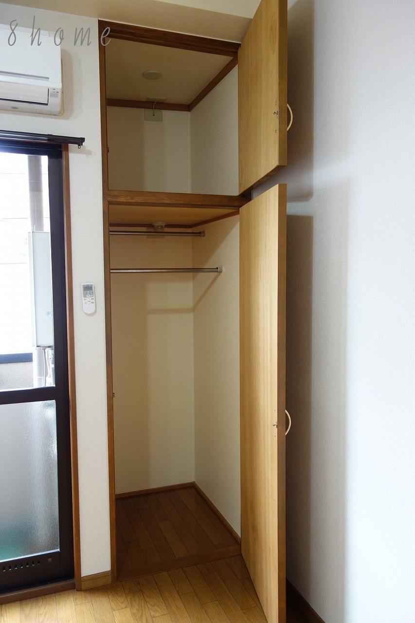 収納　2段式のクローゼットでたっぷり荷物を収納できます♪（同仕様画