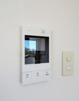 セキュリティ　モニター付きインターホン
