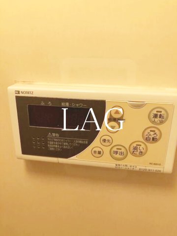 その他設備　給湯器パネルです。