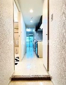 玄関　収納もある玄関です