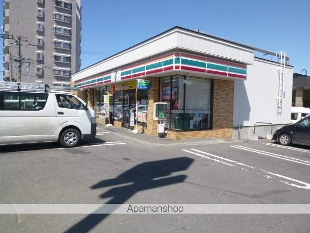 コンビニ　セブンイレブン（コンビニ）まで350m
