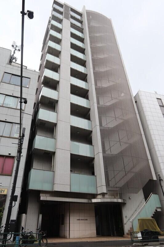 東京メトロ日比谷線 広尾駅 徒歩8分 築15年