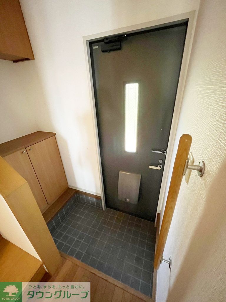 玄関　別部屋写真