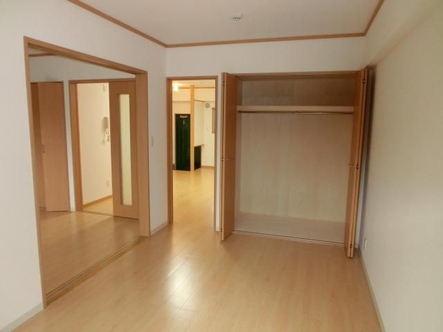 収納　※同建物別室　設備施工例です　現況優先