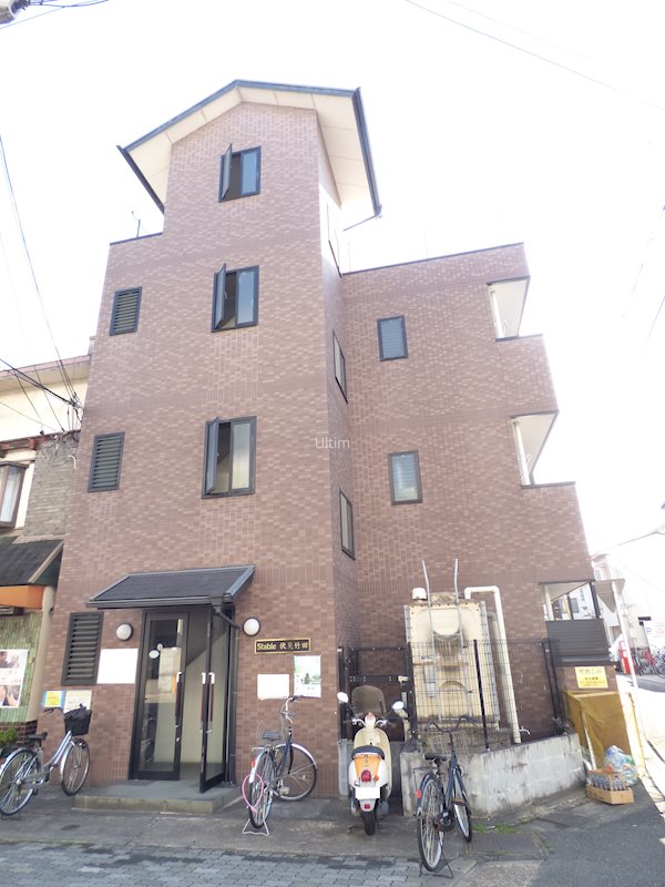 【Stable伏見竹田の建物外観】