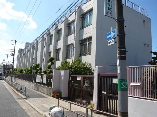 【大阪市鶴見区放出東のマンションの小学校】