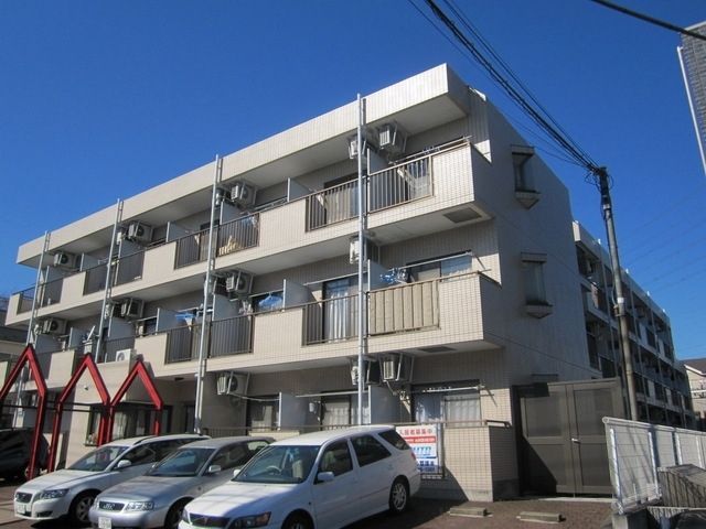 日野市旭が丘のマンションの建物外観