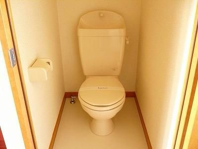 【常総市新石下のアパートのトイレ】