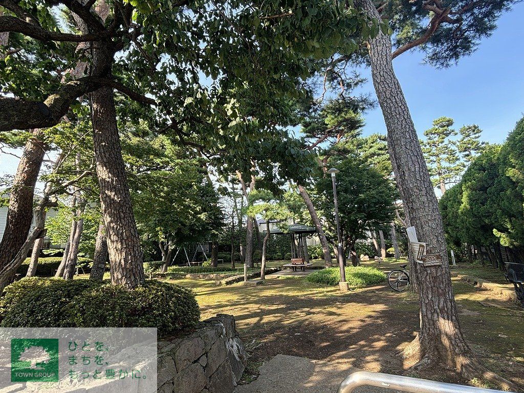 【フェリーチェ深沢の公園】