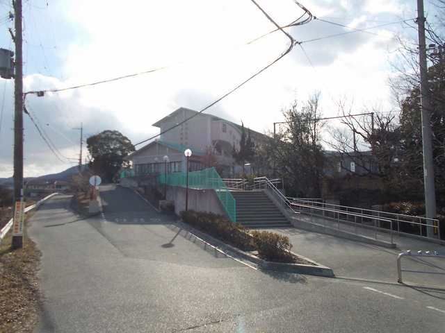 【北野幌マンションの小学校】