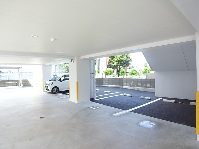 駐車場　☆駐車場☆