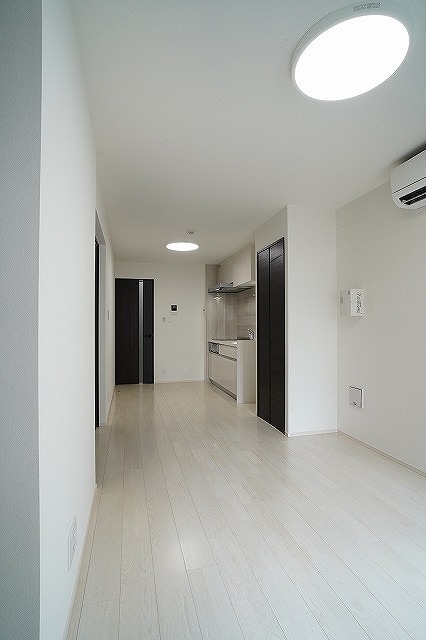 居室・リビング　内観