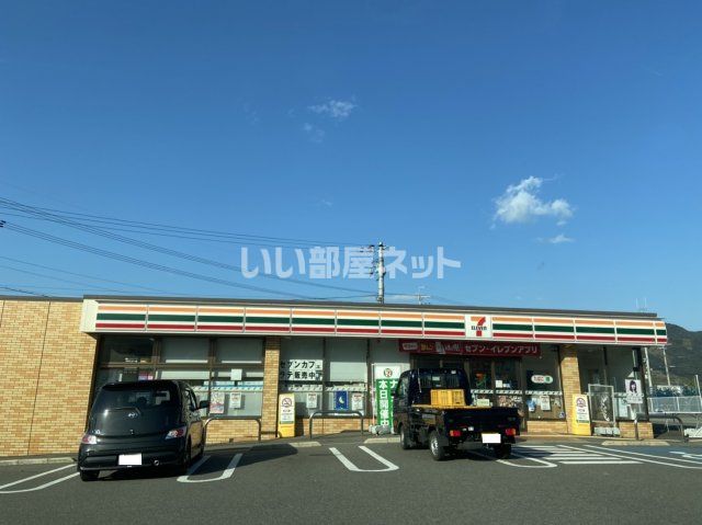 コンビニ　セブンイレブン　有田川町役場前店（コンビニ）まで356m