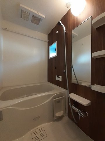 バス・シャワールーム　日々の暮らしに欠かせないお風呂です