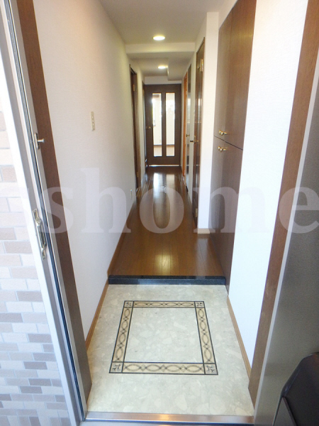 玄関　お部屋は見えません☆