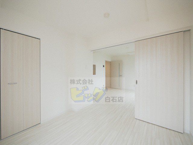 その他部屋・スペース　白を基調としたお部屋でオシャレな内装です♪