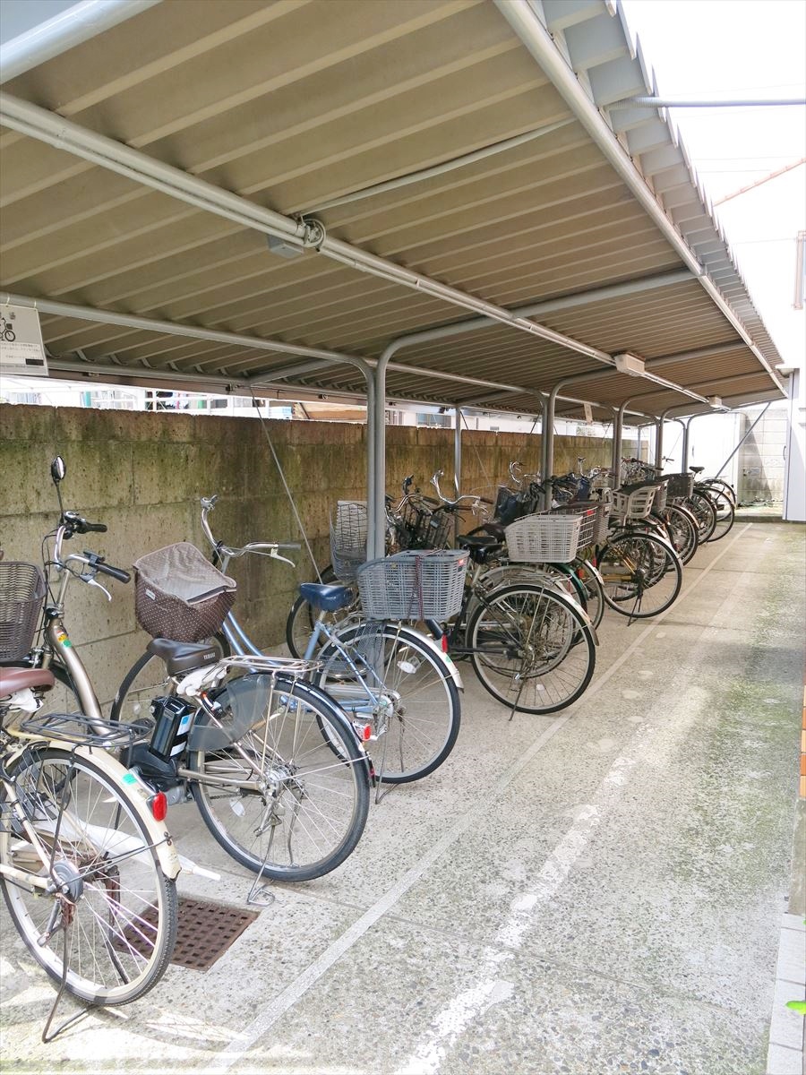 千早町ローヤルコーポの外観写真