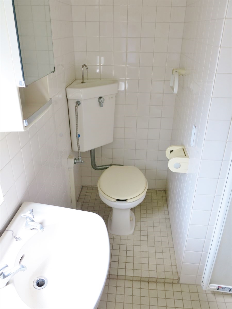 千早町ローヤルコーポのトイレ写真