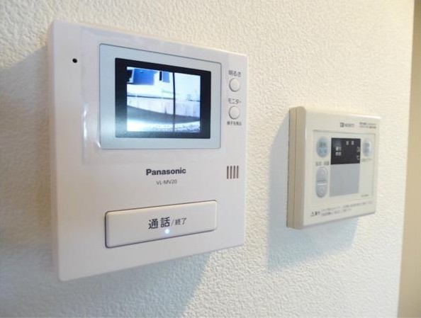 セキュリティ　モニタ付きインターホン