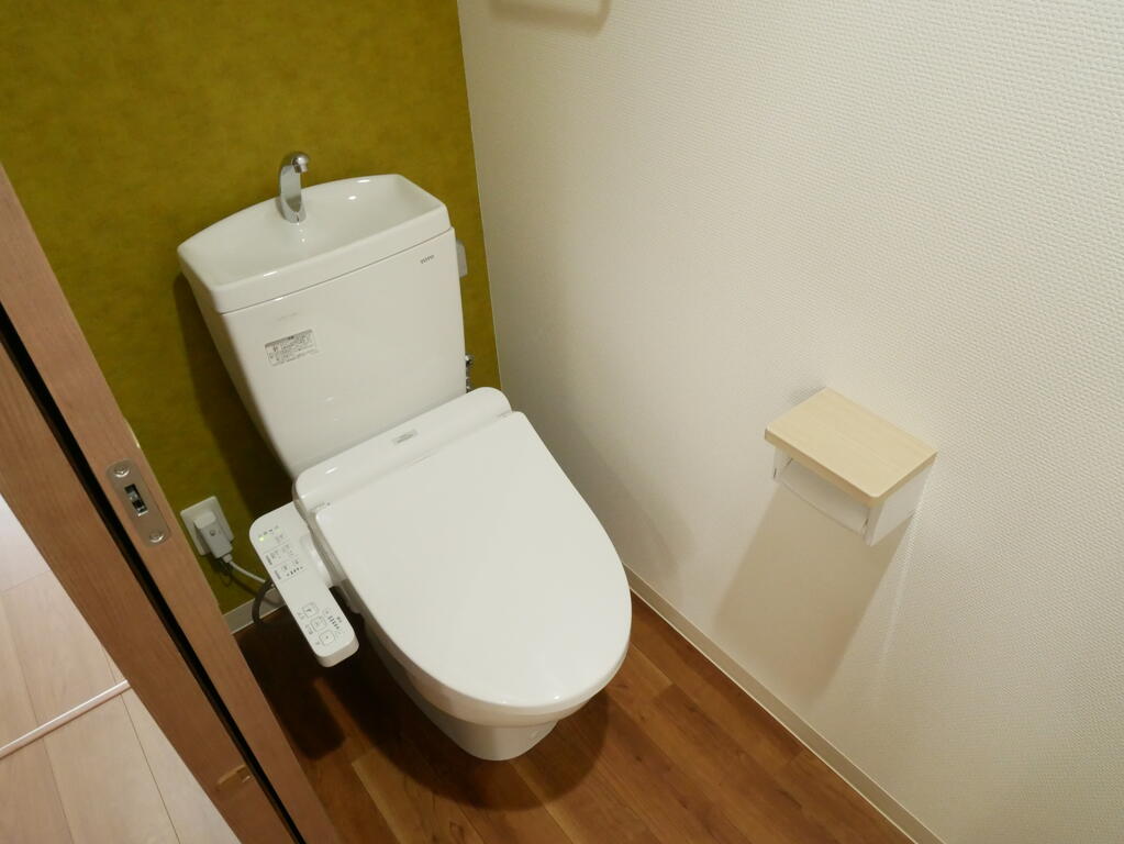 トイレ　※同タイプのお部屋のお写真です。