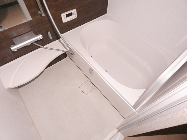 バス・シャワールーム　バス※別部屋参考写真
